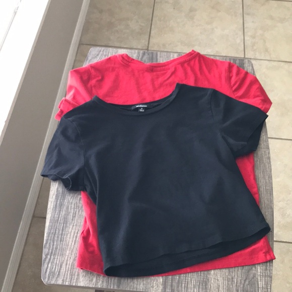 Stylish Red and Black Women's Crop Tops - Picture 5 of 5